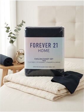 NIP Forever 21 Dorm Home Twin Cooling Sheet Set - Gray/Black - New Bedding 50.00